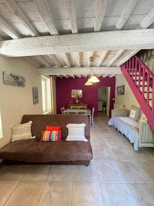 "La Pradeto" Gite Rural Camargue Арл Екстериор снимка
